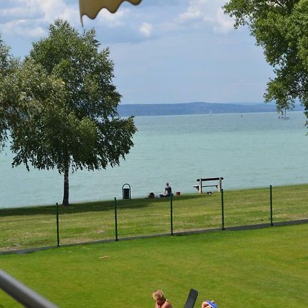 A16 Beachapartman Сиофок Екстериор снимка